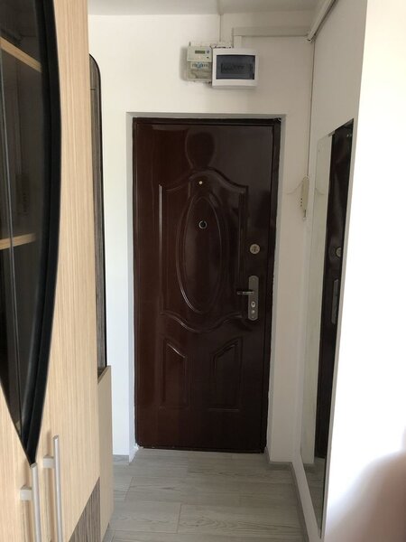 Titan, Postavarul, Auchan, sector 3, ac, tv, renovata